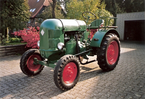 Traktor IFA RS 02 "Brockenhexe", Bj. 1950, 22 PS
